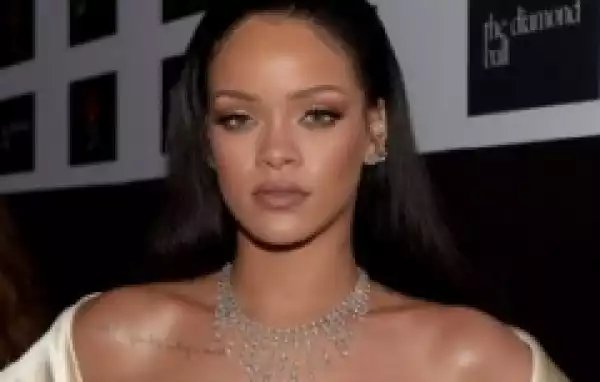Instrumental: Rihanna - Diamonds